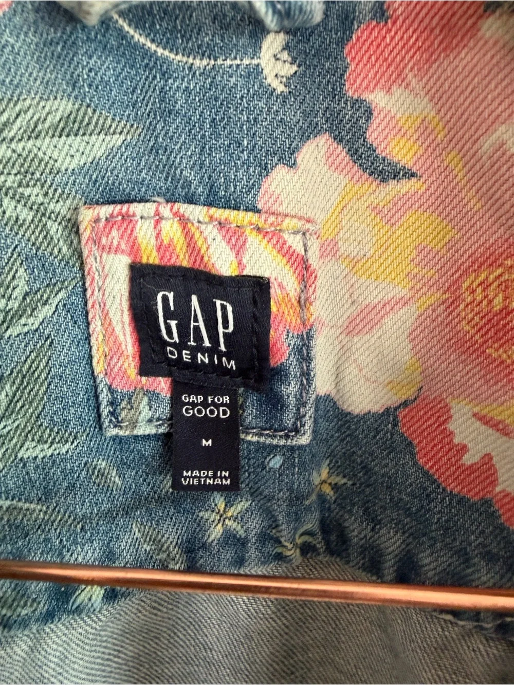 GAP Denim Floral Print Jean Jacket Trucker Light Wash Cotton Medium M girls